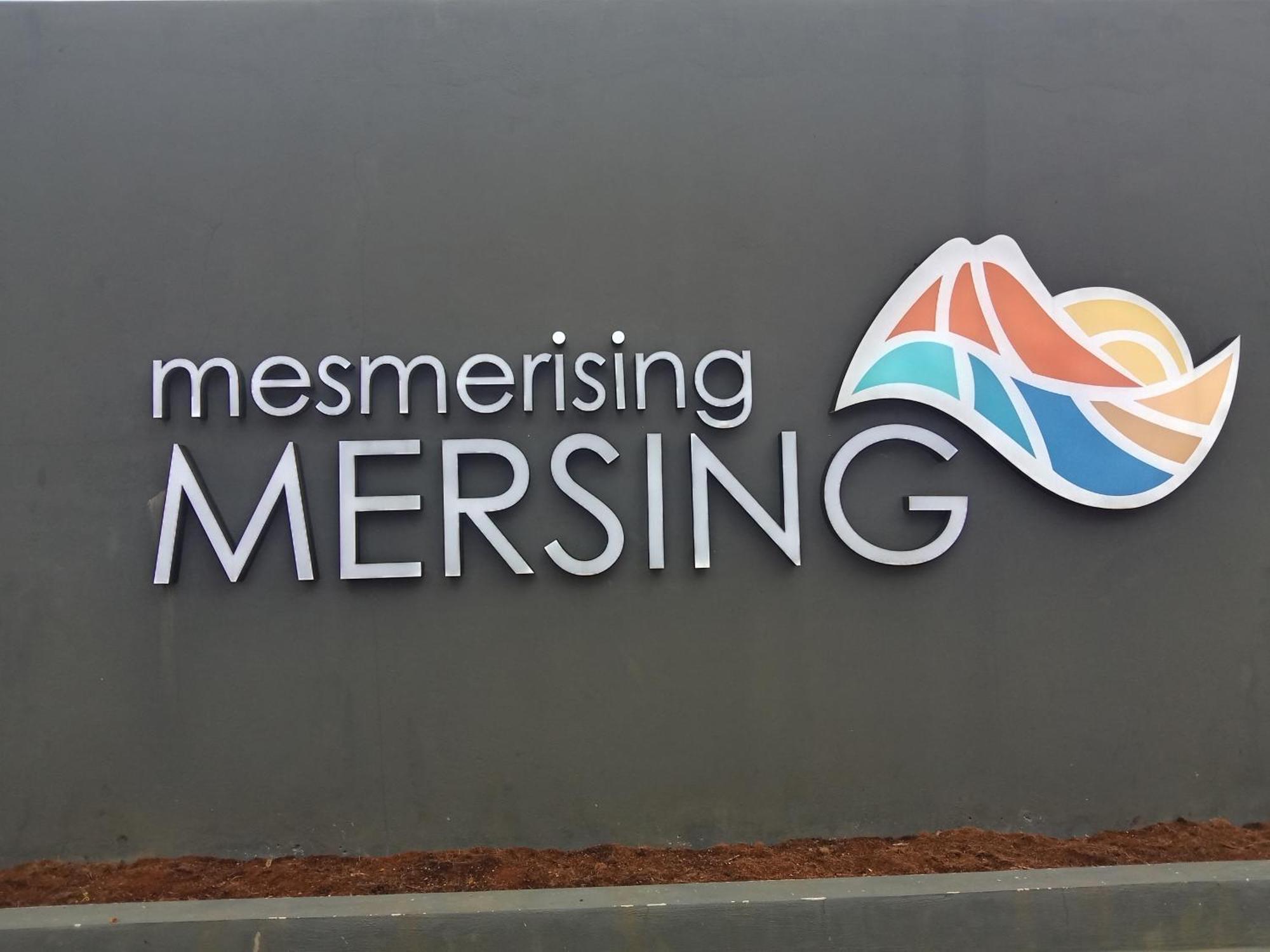 Muallim Home Mersing Kültér fotó