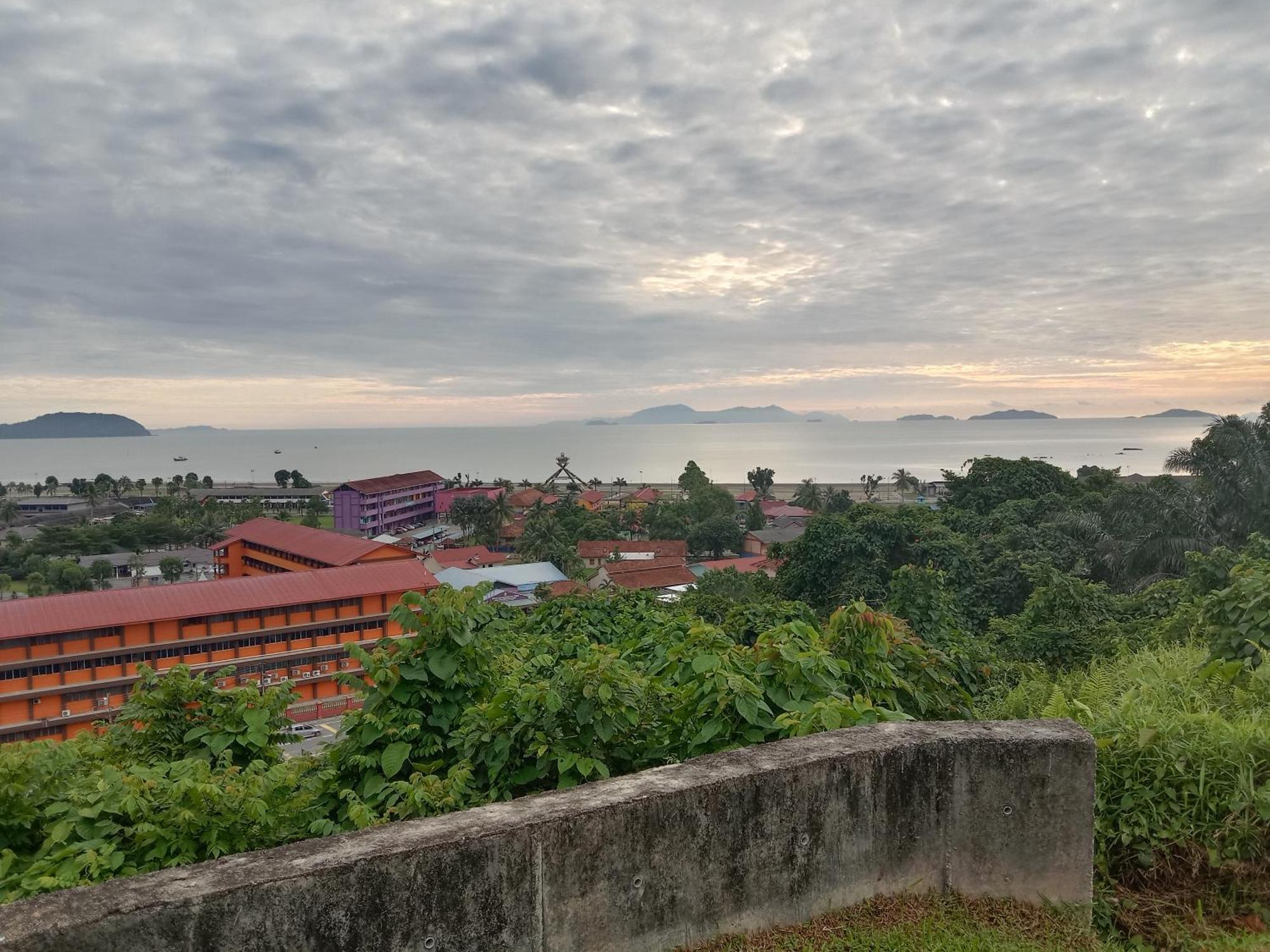 Muallim Home Mersing Kültér fotó